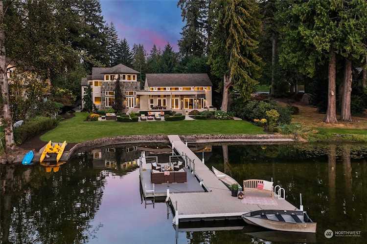 2821 226th Ave SE Sammamish, WA 98075