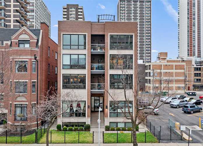 6157 N Kenmore Ave #2N Chicago, IL 60660