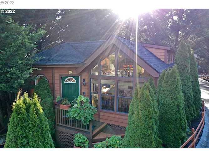 97748 N Bank Chetco RD #11 Brookings, OR 97415 | MLS 22436216 Photo 1