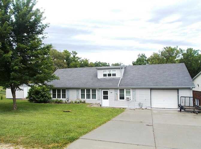 607 Memory LN Jefferson City, MO 65101