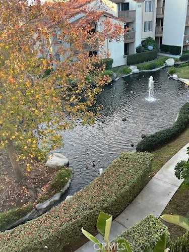 4831 Lago Dr #302 Huntington Beach, CA 92649