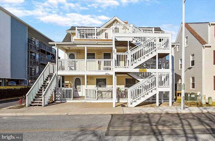 Breezes - 16 39th St #3 Ocean City MD Photo 1