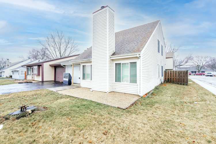 504 Six Pines Dr Romeoville, IL 60446