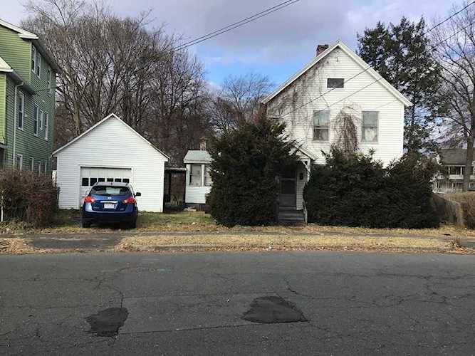 86 White St Westfield, MA 01085