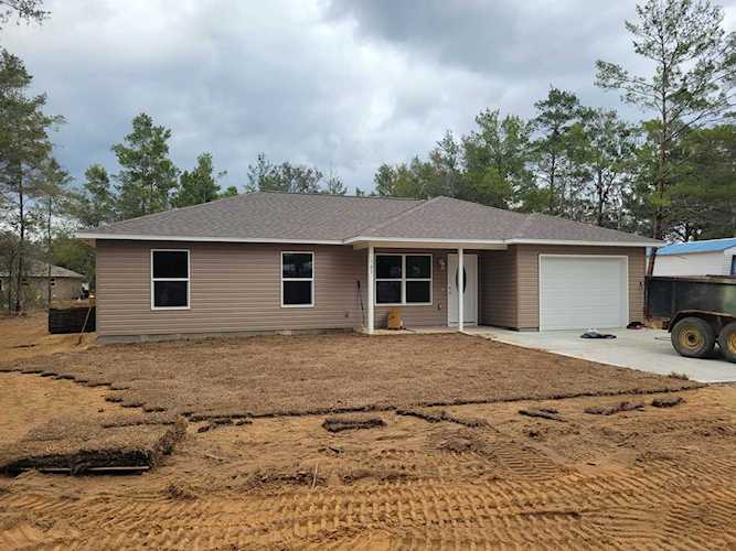 167 Passion Flower Street Defuniak Springs, FL 32433