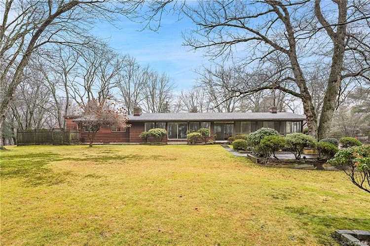 6 Trudy Lane Bedford, NY 10506