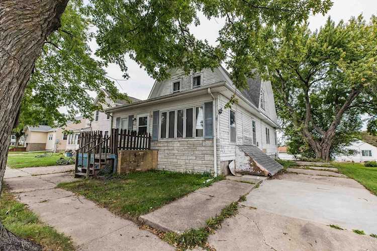 703 E Ave Grundy Center IA 50638 | multi-family listing | MLS#:20224459 Photo 1