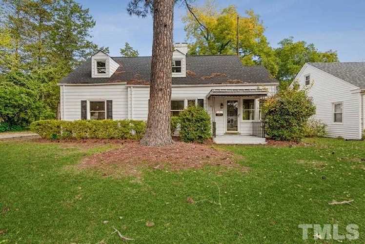 425 Sunset Avenue Roanoke Rapids, NC 27870 | MLS 2483382 Photo 1