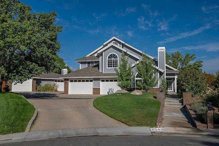 2549 Leisure Bishop, CA 93514-9999 | MLS 220740 Photo 1