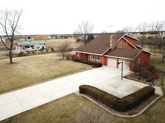 5180 E Mcardle Rd Coal City, IL 60416