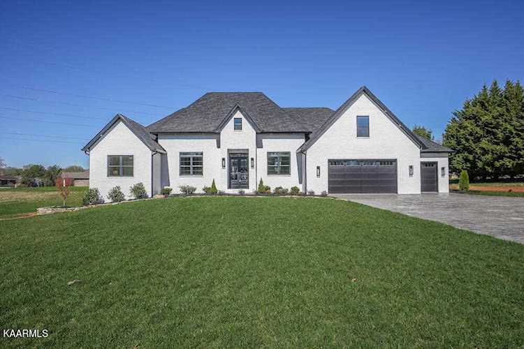 3061 S Hampton Way Maryville, TN 37803