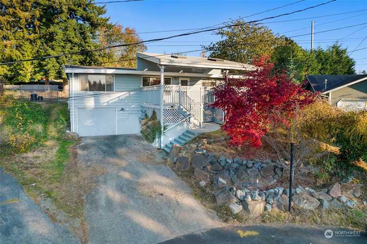 2110 163rd Place SW Lynnwood, WA 98087