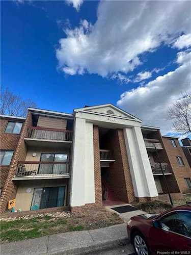 4003 Governors Square Williamsburg, VA 23188