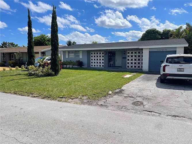 7840 Ramona St Miramar, FL 33023