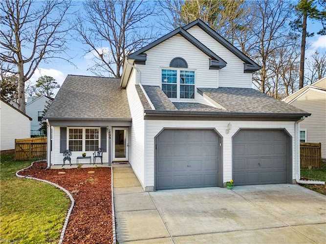 1499 Berkshire Dr Newport News, VA 23602