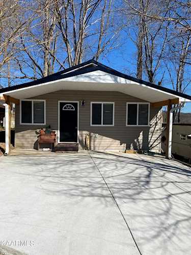 505 Flamingo Circle Townsend, TN 37882