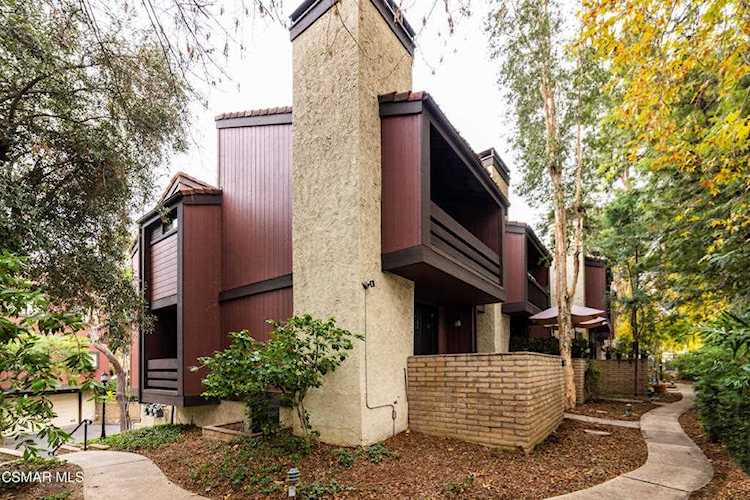 21931 Burbank Blvd #10 Woodland Hills, CA 91367 | MLS 222005762 Photo 1