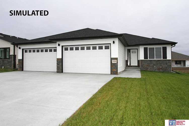 855 Dartford Ln Lincoln, NE 68527