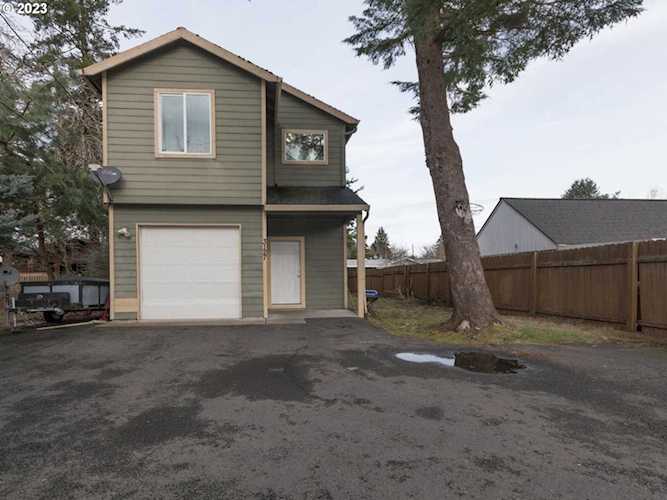 3127 SE 140th AVE Portland, OR 97236