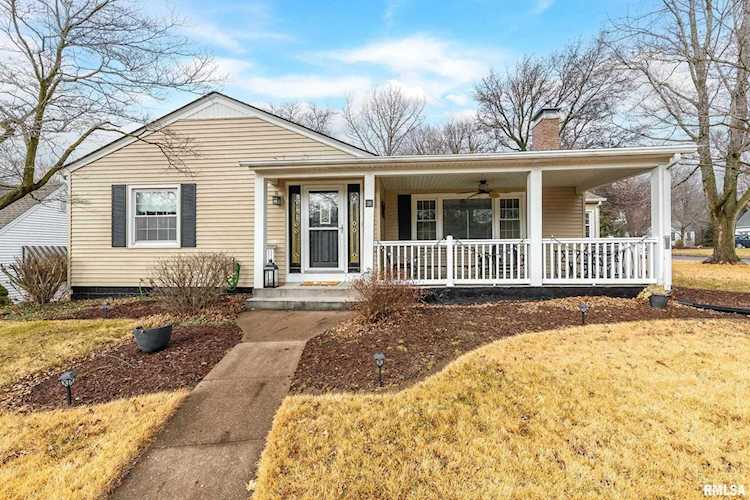 25 Watch Hill Rd Rock Island, IL 61201
