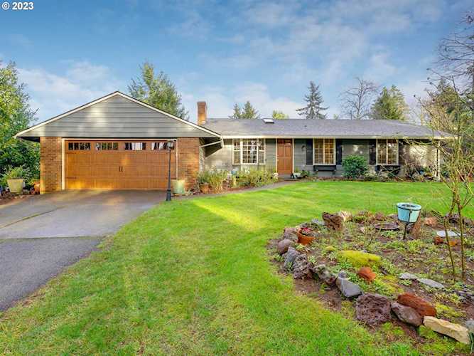 21938 S Larkspur AVE Oregon City, OR 97045