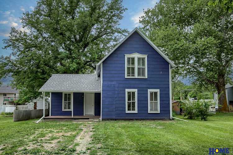 536 S Pine St Valparaiso, NE 68065