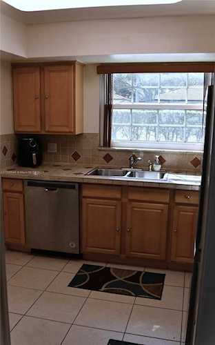 380 NW 69th Ave #107 Plantation, FL 33317