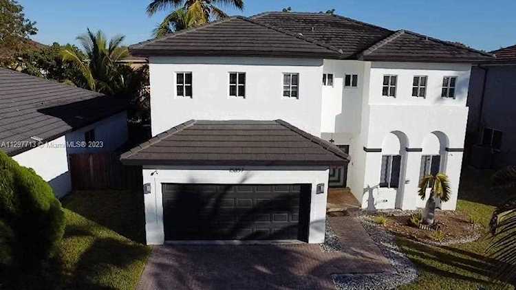15857 SW 147th St Miami, FL 33196