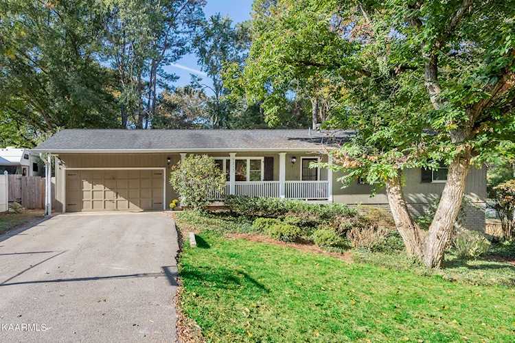 1213 Park Glen Knoxville, TN 37919