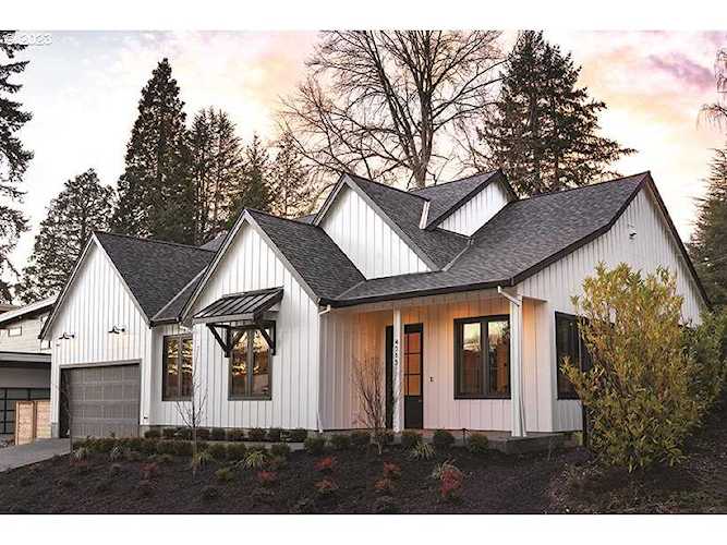 4515 SW 59th AVE Portland, OR 97221