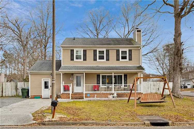 332 Lucinda Dr Newport News, VA 23608