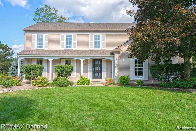 1396 North Acre, Rochester Hills, MI 48306 in Fairview Farms No 4|Oakland MLS# 60167367 Photo 1