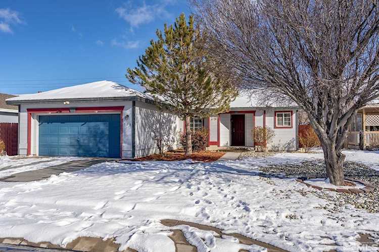 528 Summer St. Fernley, NV 89408
