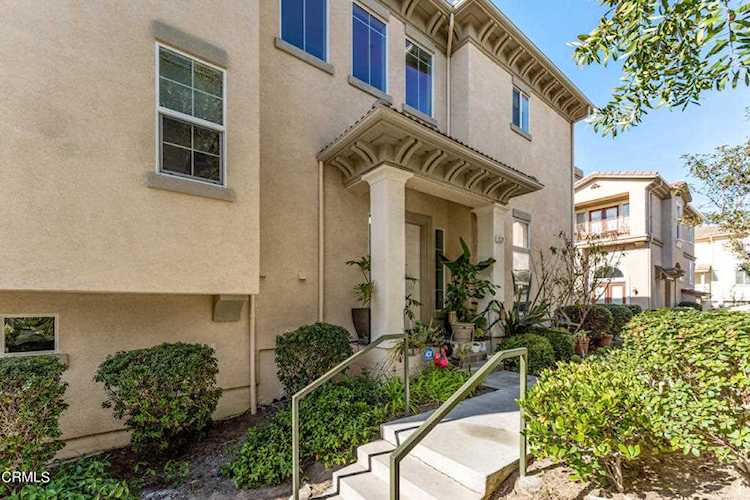 1239 Bayside Ln Oxnard, CA 93035