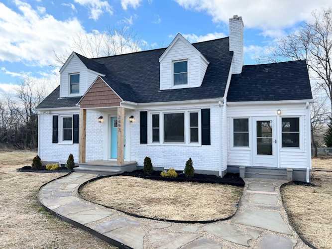 2497 Thomas Jefferson Rd. Rd Forest, VA 24551