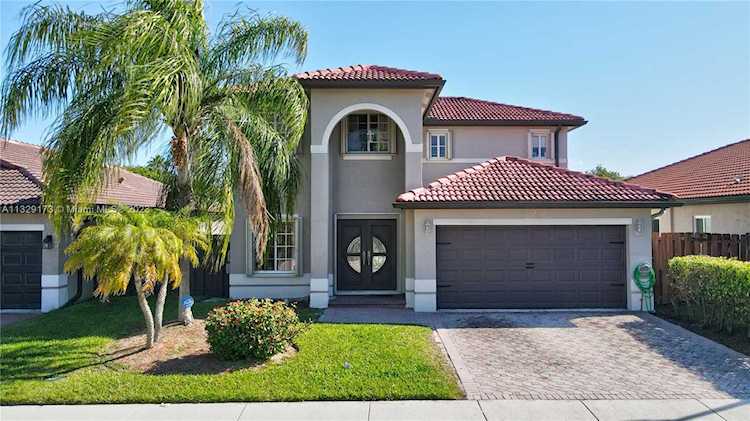 13557 SW 119th Ave Miami, FL 33186