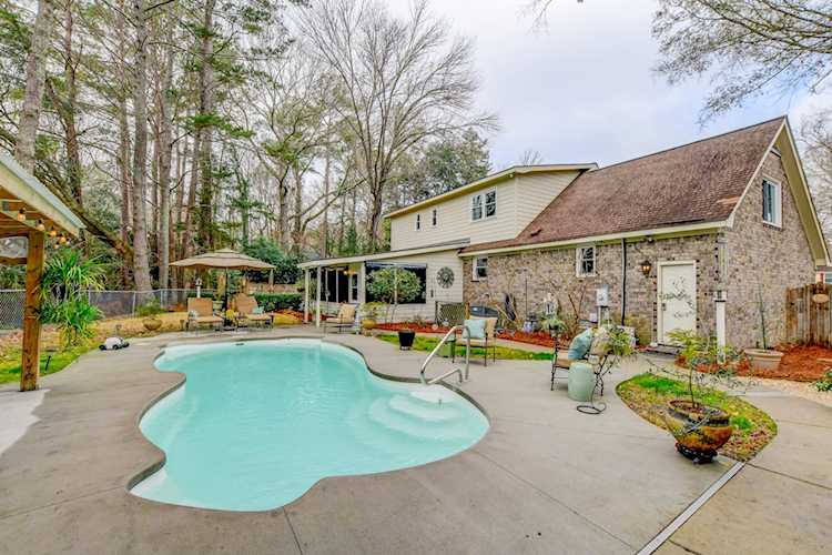 105 Pelican Ct Summerville, SC 29485