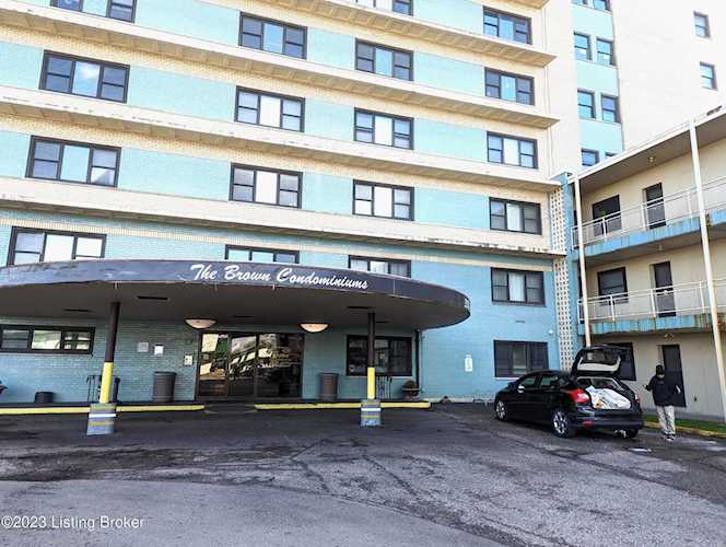 3320 Bardstown Rd #26 Louisville, KY 40218