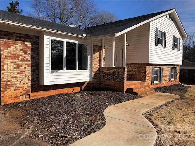 309 W Murray St Maiden NC 28650 | MLS #3933570 | Hendrix Properties Photo 1