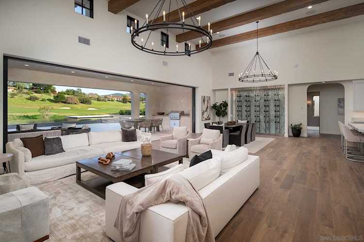 7818 Doug Hill San Diego, CA 92127