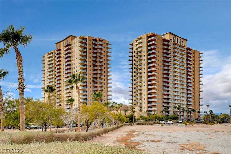 8255 Las Vegas Blvd #305 Las Vegas, NV 89123