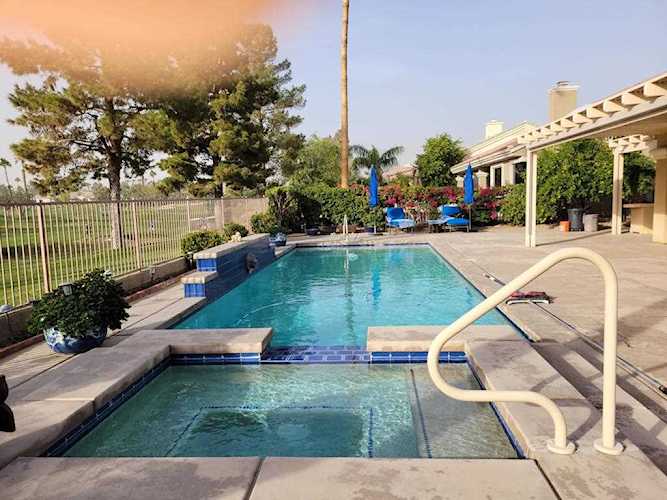 37281 Pineknoll Ave Palm Desert, CA 92211