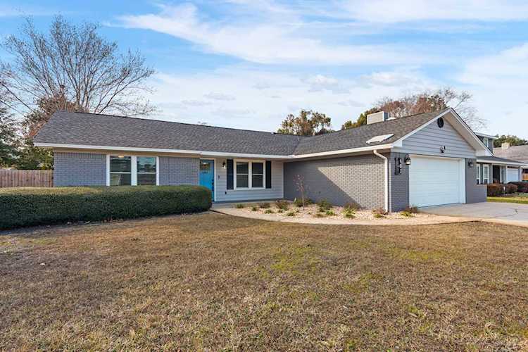 403 Juniper Street Destin, FL 32541