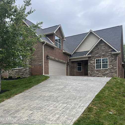 1574 Tsuga Dr Alcoa, TN 37701
