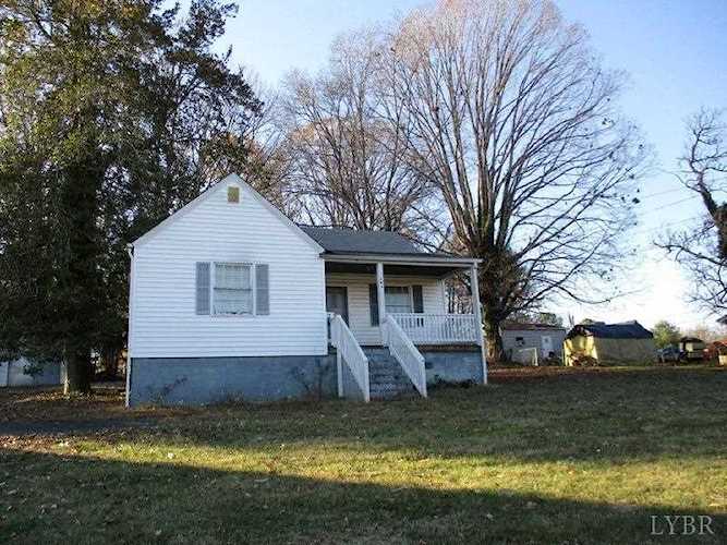 203 Prospect Rd Hurt, VA 24563