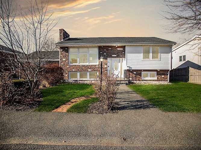 54 Amelia Place Revere, MA 02151 | MLS 73067238 Photo 1