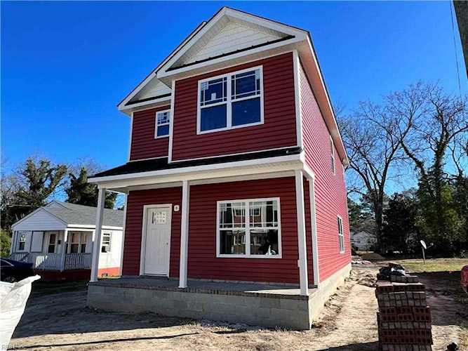 122 Pitchkettle Rd Suffolk, VA 23434