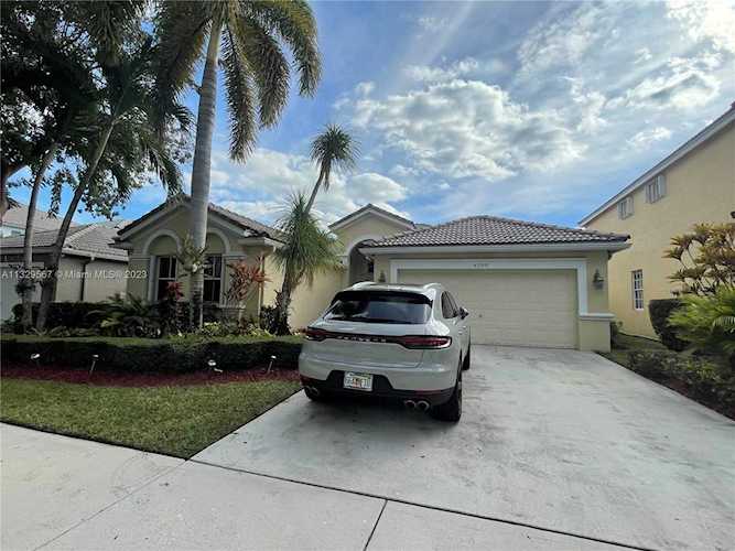 Address Withheld Weston, FL 33331