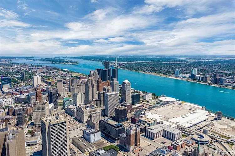 525 W Lafayette Blvd #21C Detroit, MI 48226 | MLS 2200083317 Photo 1