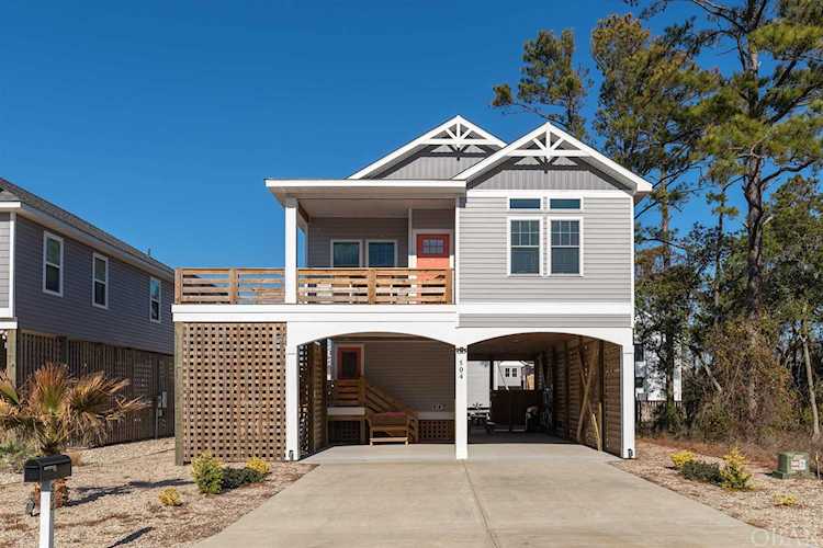504 W Palmetto Street Kill Devil Hills, NC 27948